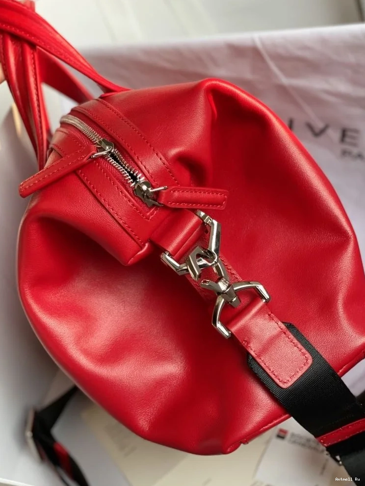 Trendsetting Satchel Bags 44677 Givenchy 0703